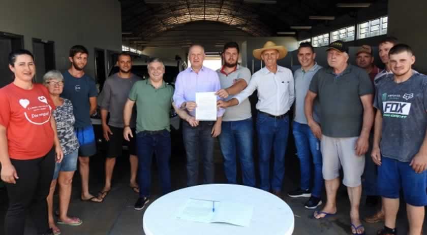 Prefeito assina Ordem de Serviço para revitalização da Feira Livre