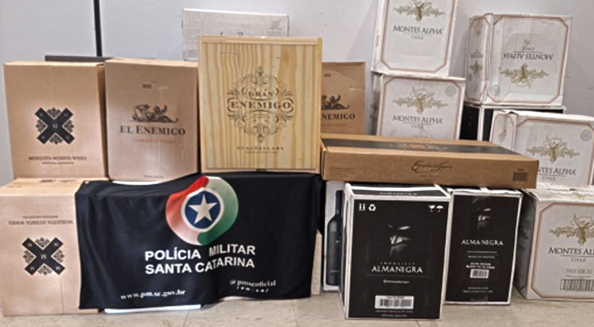 PM apreende carga de vinhos argentinos sem nota fiscal