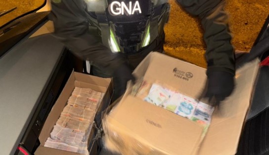 Sem saber, motorista leva carga de 50 milhões em caixas de papelão