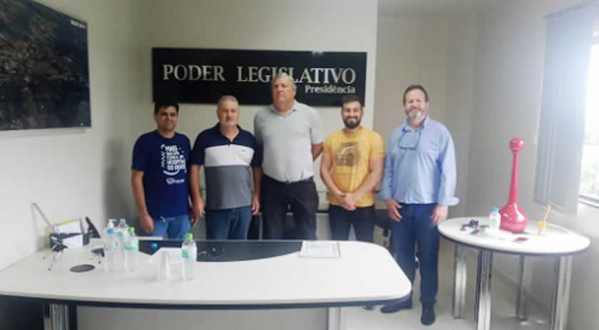 Vereador suplente, assume cadeira no legislativo maravilhense