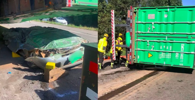 Carro é esmagado por caminhão em grave acidente que deixou dois mortos em SC