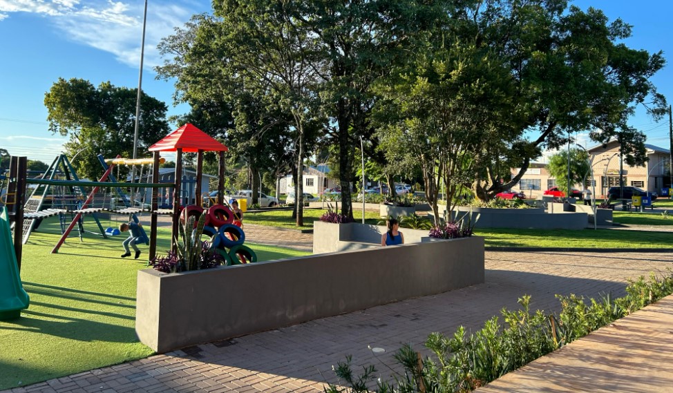 Município inaugura praça Municipal Auzílio Ângelo Bortoluzzi