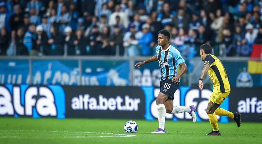 Grêmio perde para o lanterna Sport e aumenta pressão sobre Mano Menezes