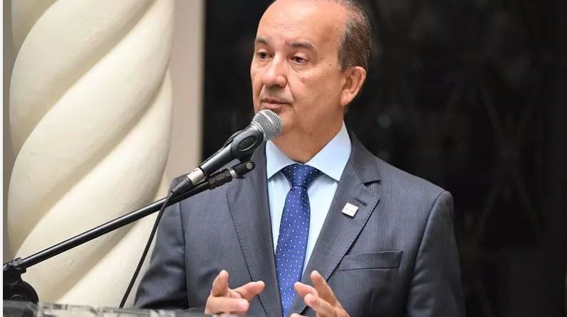 Jorginho libera matrícula sem vacina contra a Covid e MP afirma que isso é ilegal