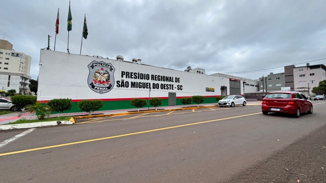 Mulher que matou marido em Riqueza morre de infarto no Presídio Regional