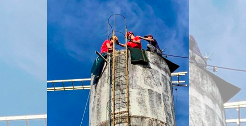 Homem é resgatado após ficar 4 horas preso em caixa d’água de 20 metros de altura em SC