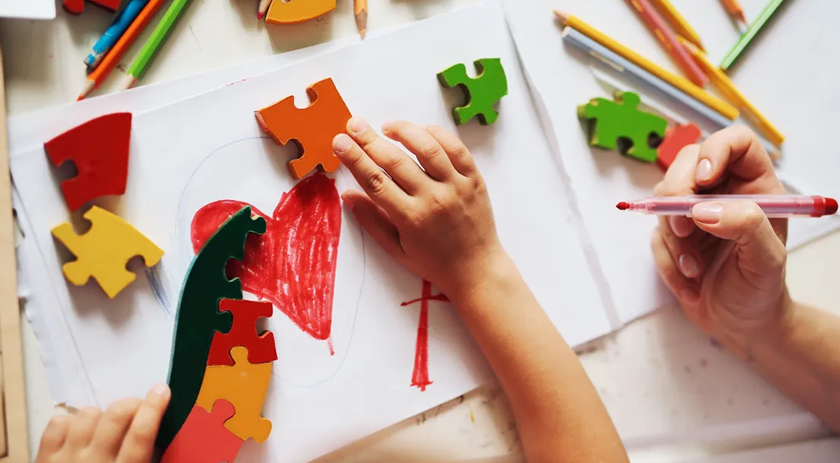 Detecção precoce do autismo ajuda na alfabetização e inclusão escolar