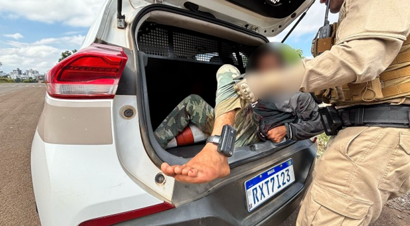 Homem com diversas passagens policiais é preso ao invadir residência para furtar