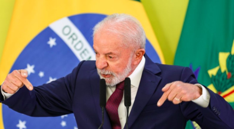 Governo Lula corta R$ 1 bilhão do Farmácia Popular e do Pé-de-Meia em 2026
