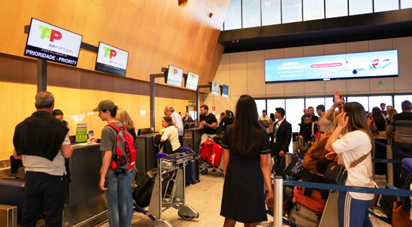 Movimento nos aeroportos de SC supera 8,2 milhões de passageiros em 2024 e registra aumento de 127% de visitantes estrangeiros