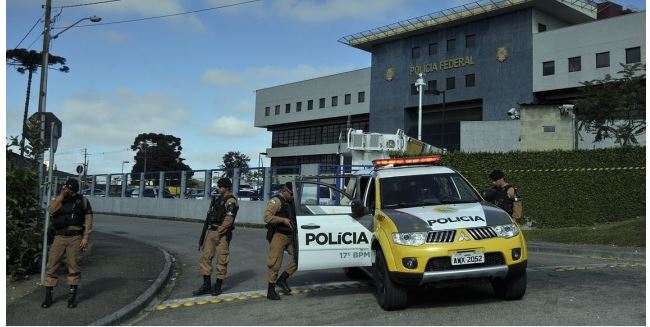 Cerca de 30% dos presos não retornam das saídas temporárias