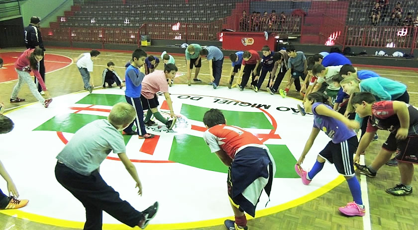 Cerca de 300 alunos são beneficiados com o programa Atleta na Escola nesse ano