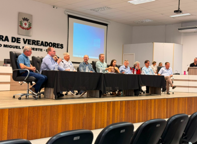 Deputado Pedro Uczai debate ponte sobre o Rio Uruguai e obras da BR-163 em encontro