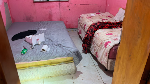 Pai e filho são presos por exploração sexual e cárcere privado no Oeste