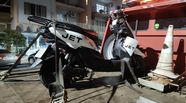 Adolescente é flagrado com autopropelido modificado e sem habilitação