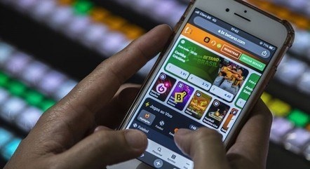 Regulamentação das apostas será destaque no retorno do Congresso; governo prevê arrecadar R$ 15 bi