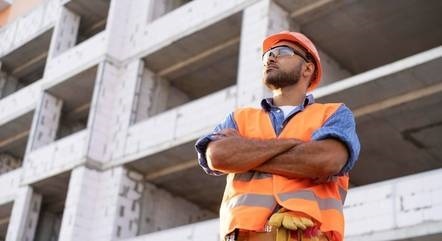 Congresso deve definir prorrogação da desoneração da folha de pagamento nesta terça-feira