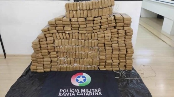 Mais de 220 kg de maconha são apreendidos no Oeste de Santa Catarina