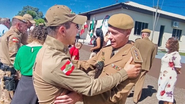 36º Batalhão da PM realiza cerimônia de promoção de oficiais e praças