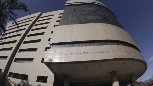 Déficit de R$ 266 milhões leva Justiça Federal a discutir adiamento de 13º e benefícios