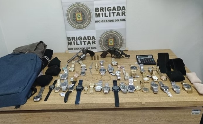 Suspeito de assalto a relojoaria em Itapiranga é preso no RS