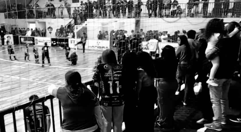 Equipe de futsal de São Miguel do Oeste é agredida por torcedores rivais em Maravilha
