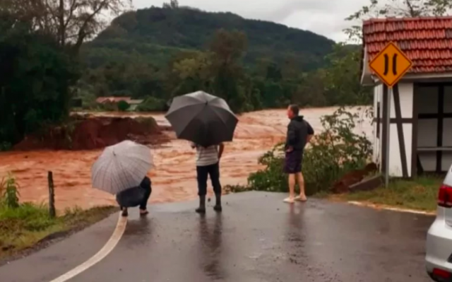 Projeção de mais chuvas para o RS “provocará desastre de grandes proporções”, adverte MetSul