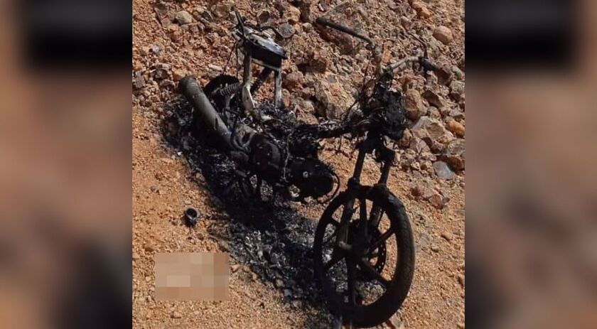 Moto que havia sido furtada em Guarujá do Sul é localizada totalmente queimada