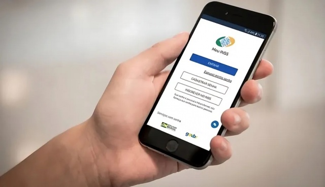 INSS começa a pagar segunda parcela do 13º para quem recebe acima do piso