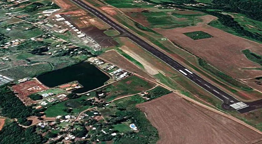 Avião vindo do Paraná faz pouso de emergência em Chapecó