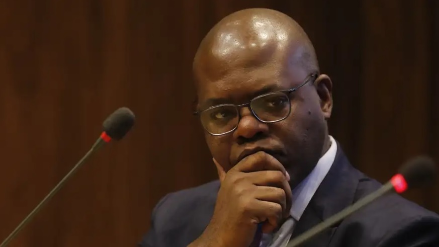 Lula demite Silvio Almeida após denúncias de assédio sexual