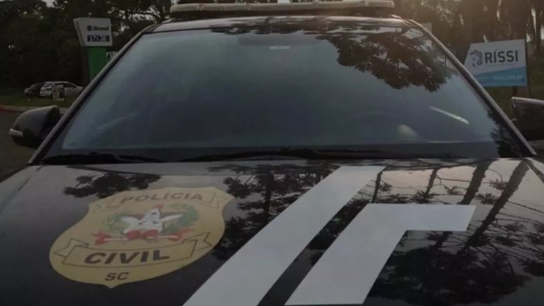 Foragida do RS é presa por tráfico de drogas no Oeste de Santa Catarina