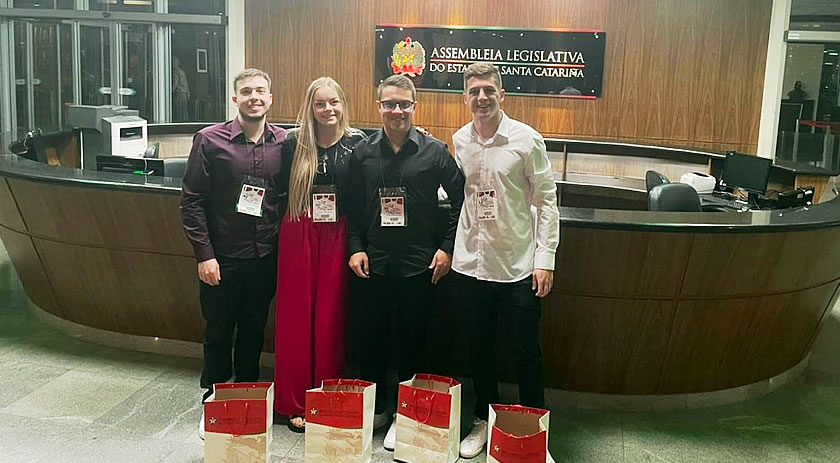 Estudantes de Direito da Unoesc São Miguel participam de estágio na Alesc