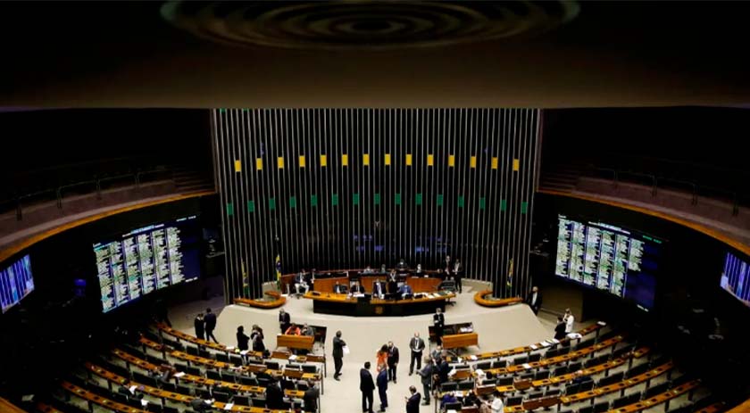 Deputado de SC apresenta projeto que aumenta bancada catarinense na Câmara