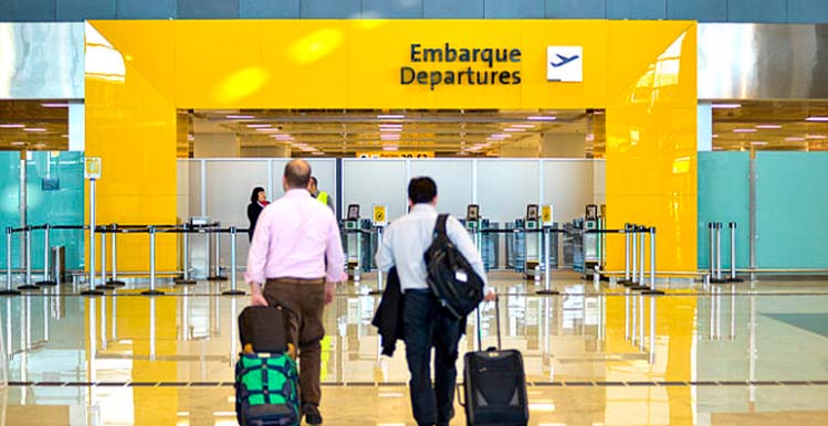 Limite de dinheiro em espécie para viajar passa para R$ 52,5 mil