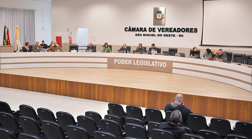 Vereadores aprovam Lei de Diretrizes Orçamentárias de São Miguel do Oeste para 2025