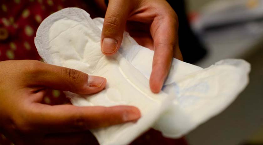 Governo lança programa de distribuição gratuita de absorvente pelo SUS