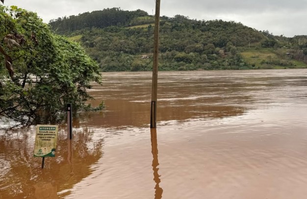 Defesa Civil alerta para nível do Rio Uruguai e ameaça de inundação em 5 cidades do Oeste de SC