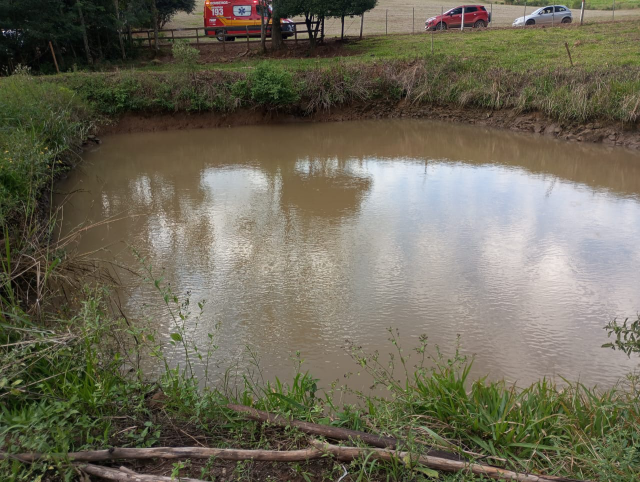 Idoso é encontrado sem vida em açude