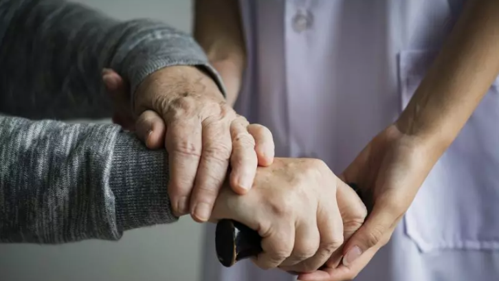 População idosa em SC cresce em 10 anos, aponta IBGE