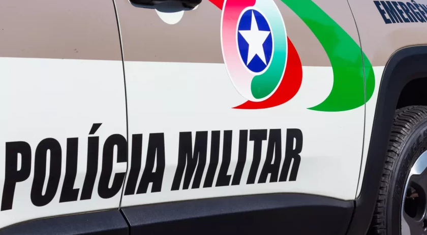 Casal se agride durante briga por ciúmes