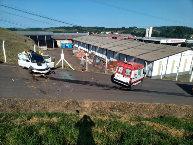 Acidente de trânsito é registrado na BR-282 em Maravilha e deixa mulher ferida