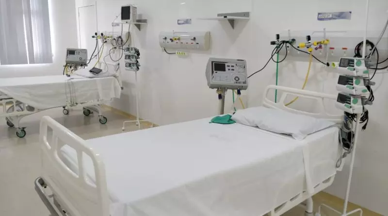 SC pretende abrir mais 63 leitos de UTI para conter lotação em hospitais, diz secretária