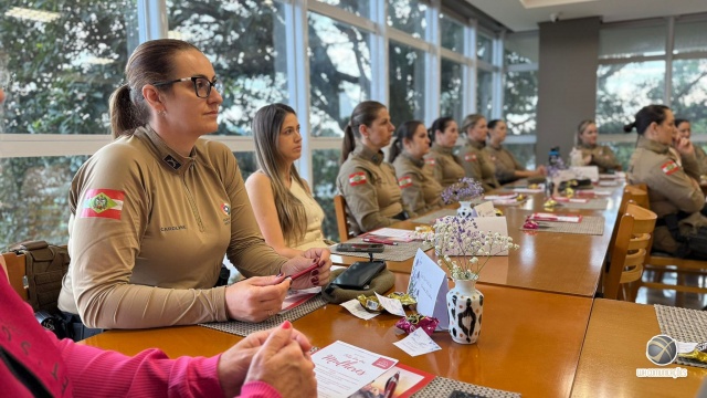 Polícia Militar realiza evento para policiais femininas em alusão ao Dia da Mulher