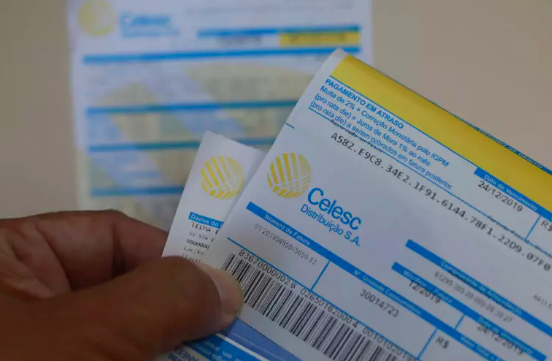 Com opções de parcelamento e isenção de multa, Celesc negocia dívidas com vantagens especiais