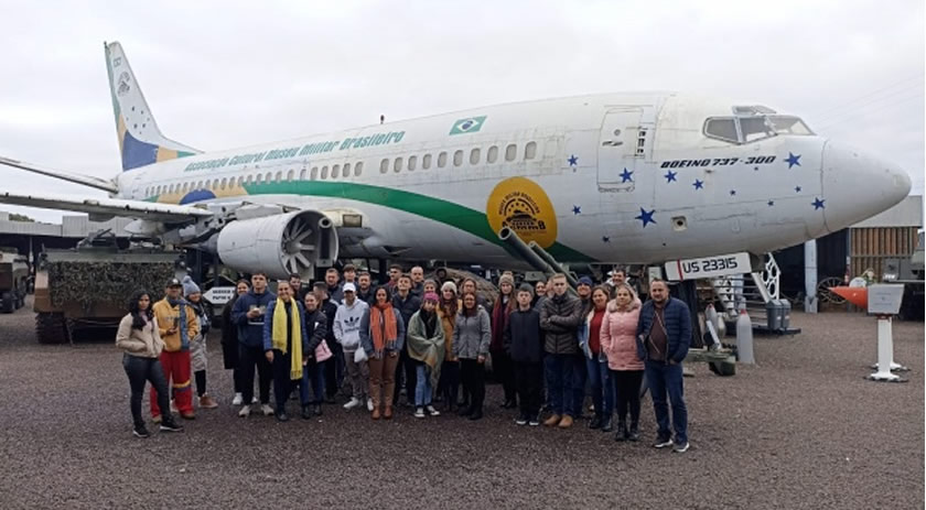 Alunos e professores do Ceja de Maravilha realizam viagem de estudos