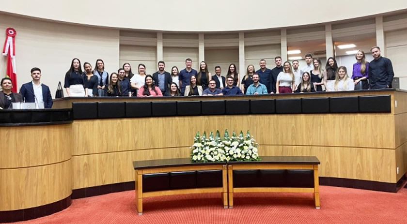 Curso de Direito da Unoesc São Miguel do Oeste realiza viagem de estudos para Florianópolis