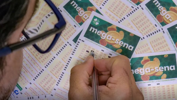 Mega-Sena sorteia nesta quinta-feira prêmio estimado em R$ 3,5 milhões