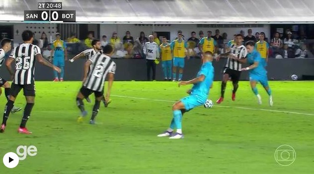 Neymar é expulso, Santos perde para o Botafogo na Vila Belmiro e segue no Z-4 do Brasileirão