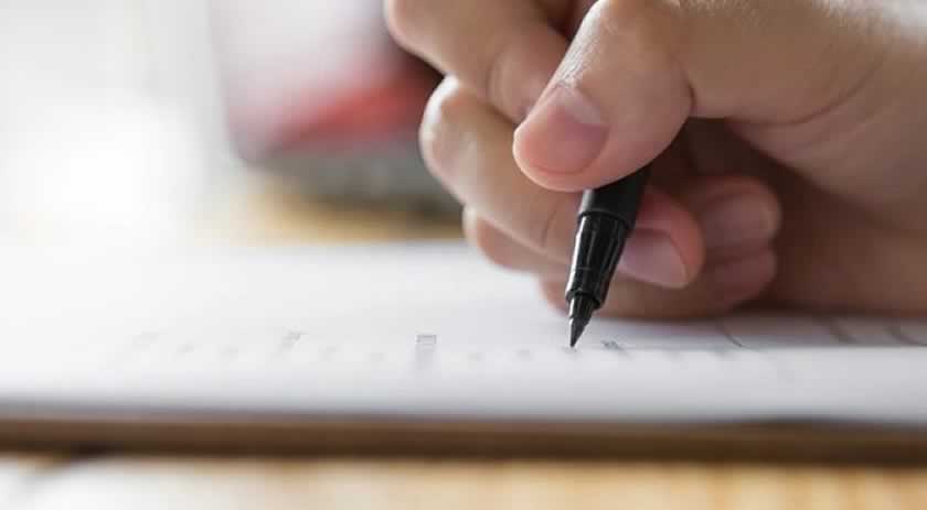 UFSC abre vagas para 4 cursos de graduação a distância; veja quais